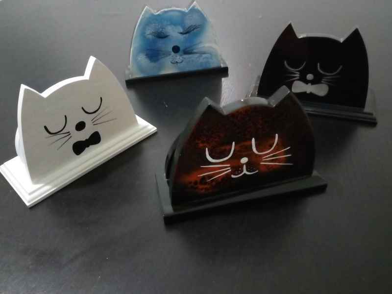 Portatovaglioli o porta carte da tavolo