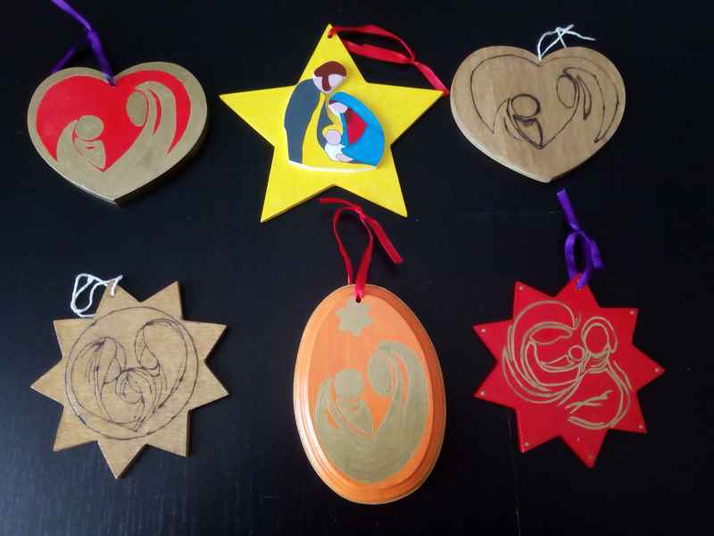 Natività stile icona realizzate in legno
